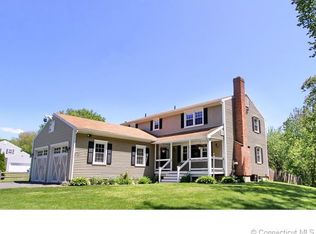 37 Brewster Rd, Milford, CT 06460