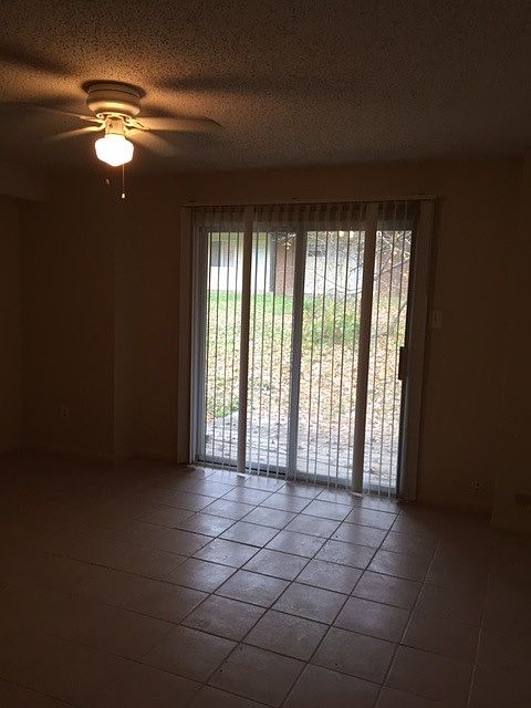 1st image of 6945 N 15th St #2C