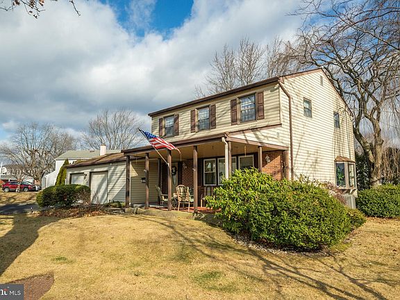 3rd image of 516 Winchester Rd