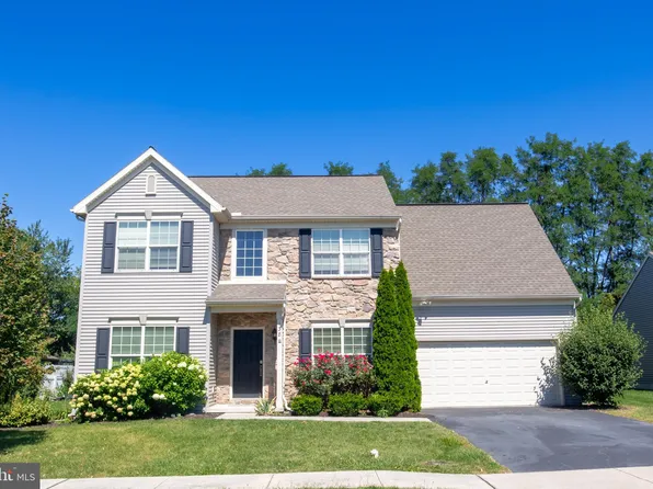 138 Station Corner Dr, Annville, PA 17003