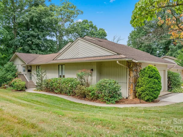 117 Clubwood Ct, Asheville, NC 28803