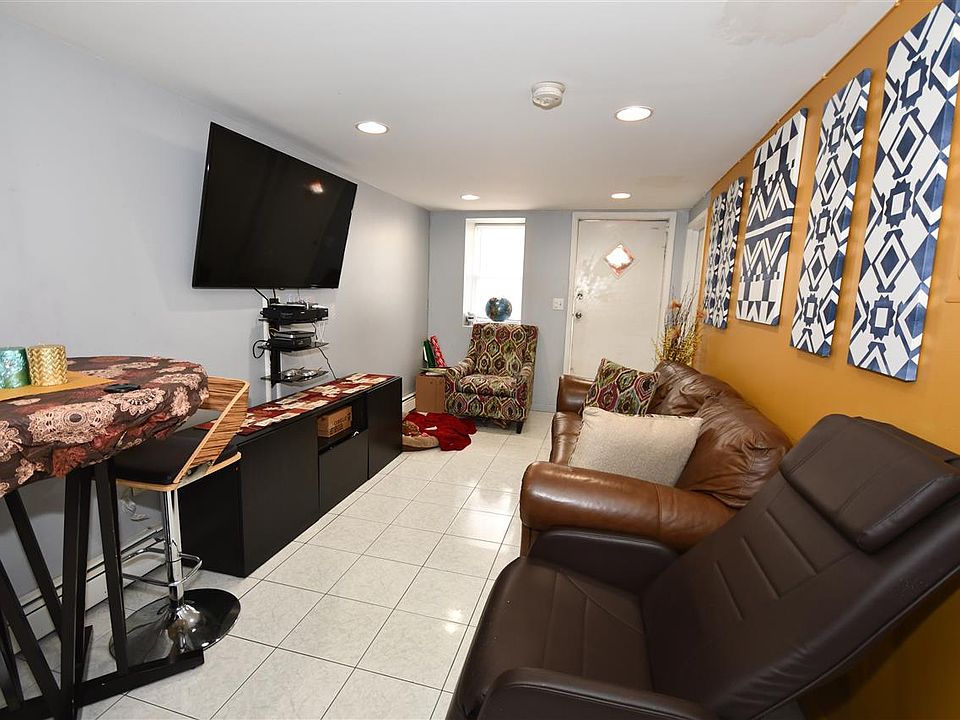2nd image of 1156 50th St #1
