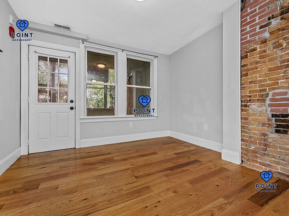 3rd image of 148 Bremen St #2