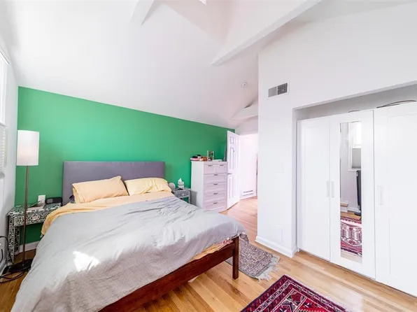 187 Wayne Street image 13 of 20