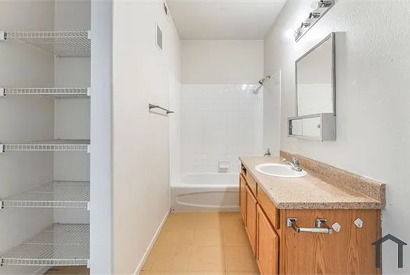 2131 Hussium Hills St #103 — Photo 3