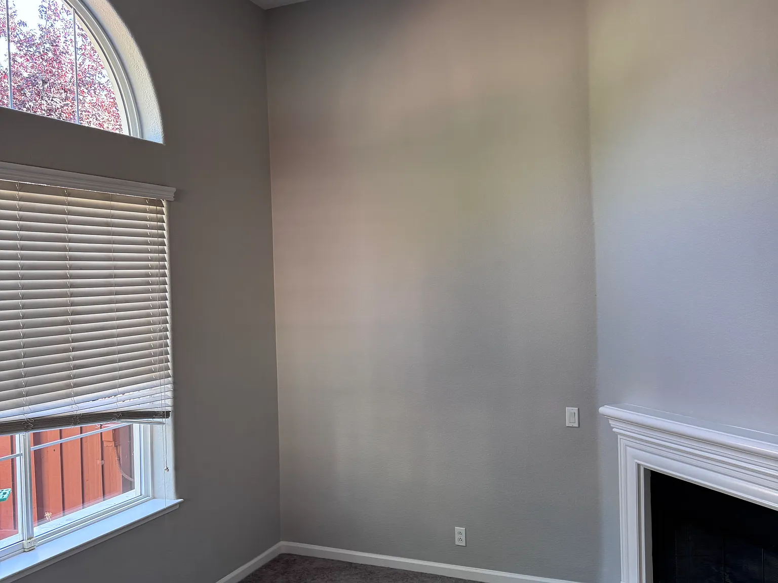 4 bed, 2.5 bath, 1878 sqft, $4,600 — Photo 2
