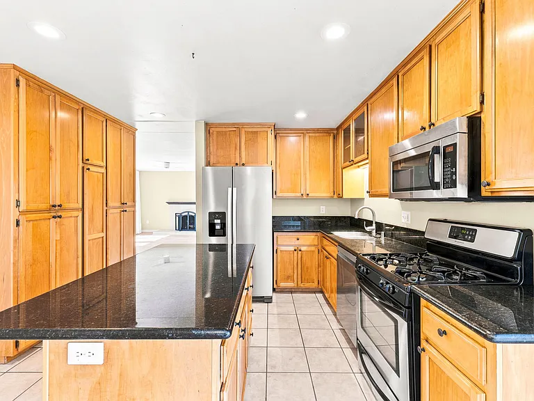 11770 Treeview Pl — Photo 6