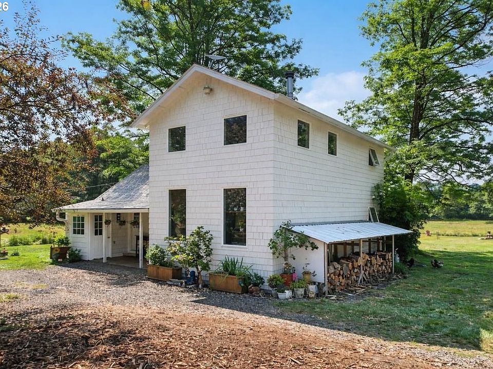1st image of 41900 Tweedle Ln