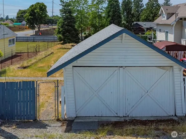 6641 S Oakes Street, Tacoma, WA 98409