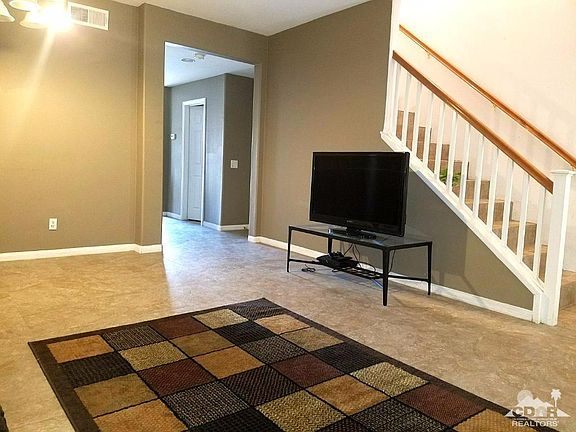 5th image of 52936 Calle Diego S