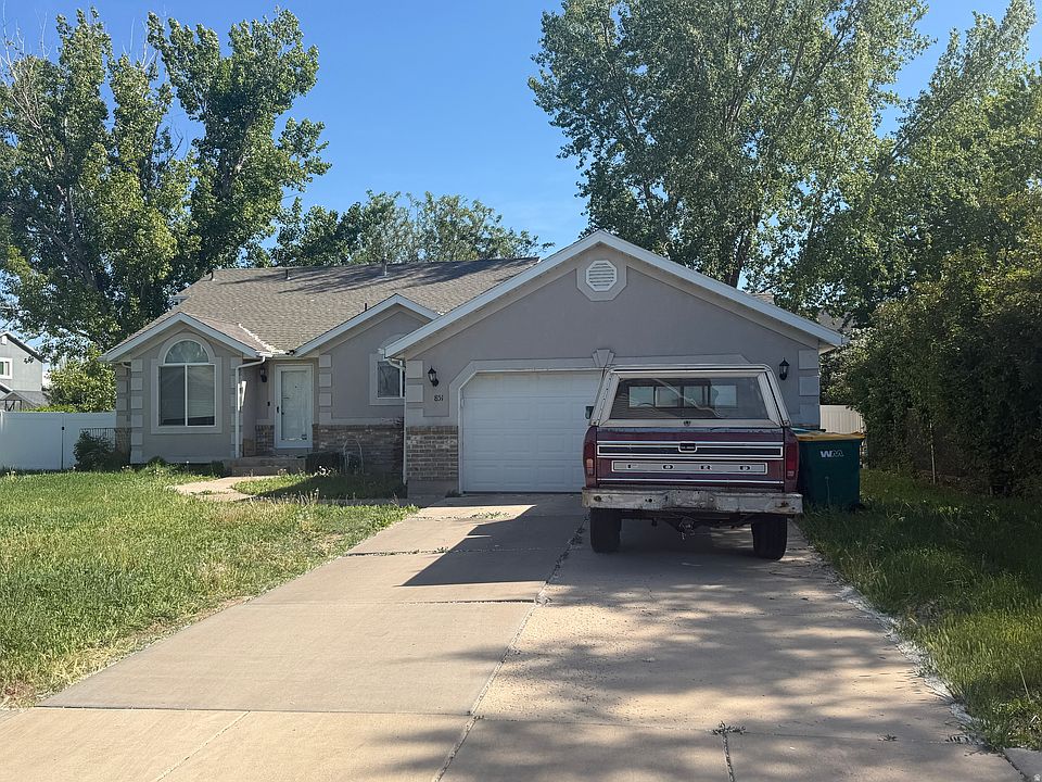 1st image of 851 W 150 S