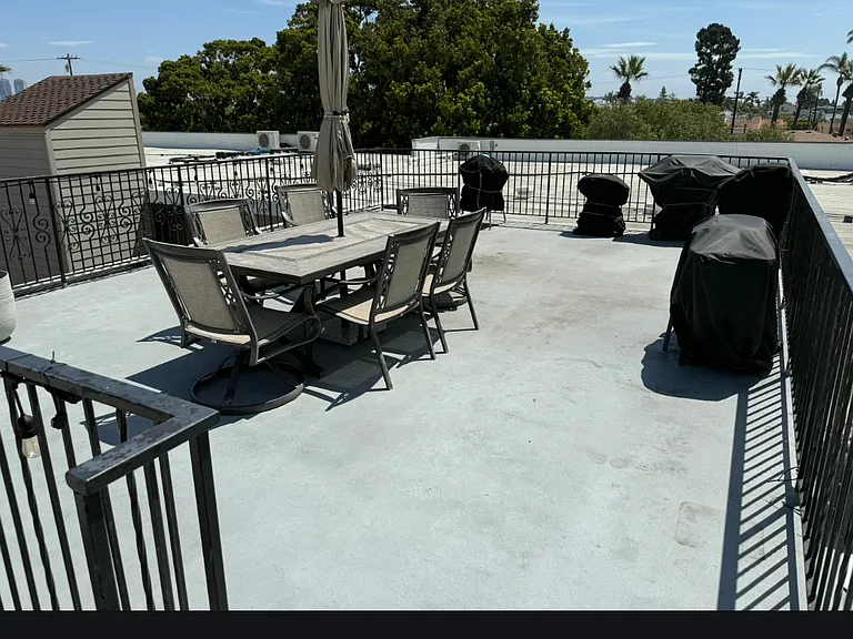 512 E Ave — Photo 20