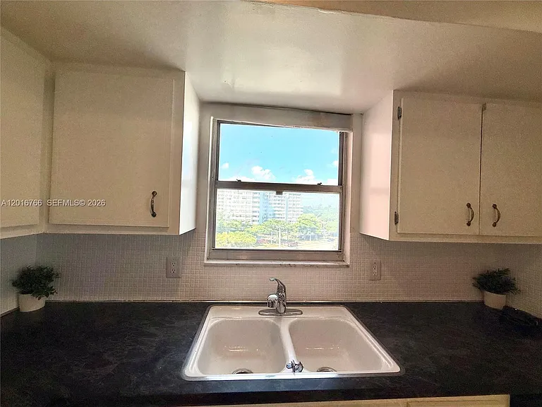 1351 NE Miami Gardens Dr #626E — Photo 9