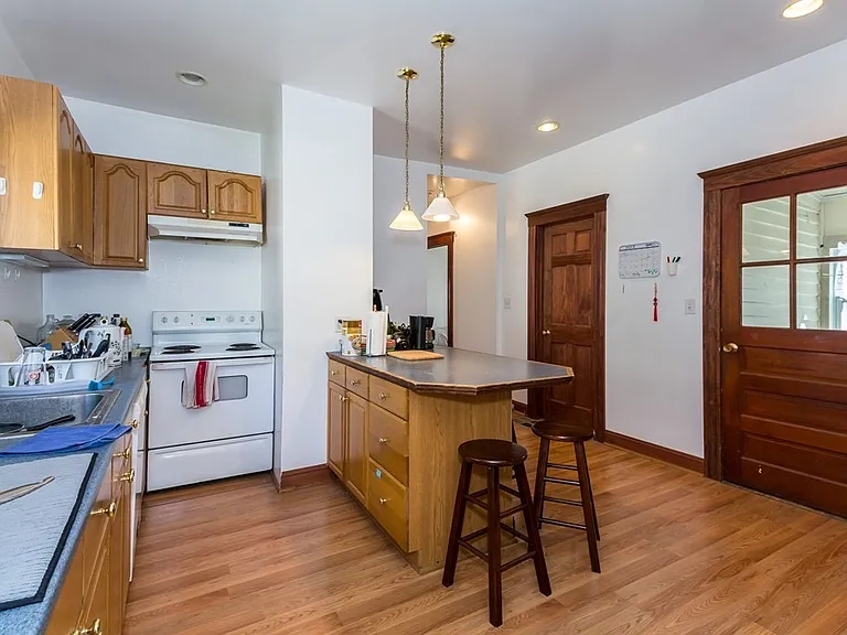 95 Prentiss St #2 — Photo 3
