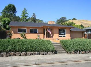 23 Carmel Dr, Novato, CA 94945