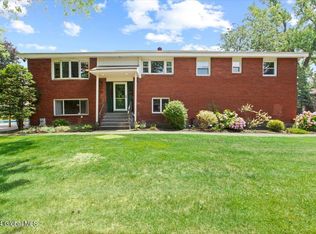21 Bower St, Albany, NY 12208
