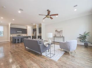 5226 Kiam St UNIT 1021, Houston, TX 77007