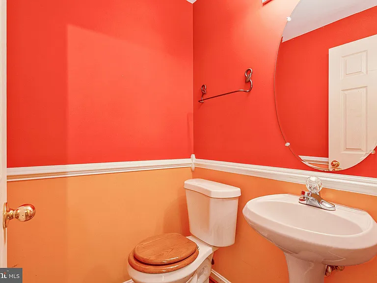 616 Bellerive Ct #85 — Photo 29