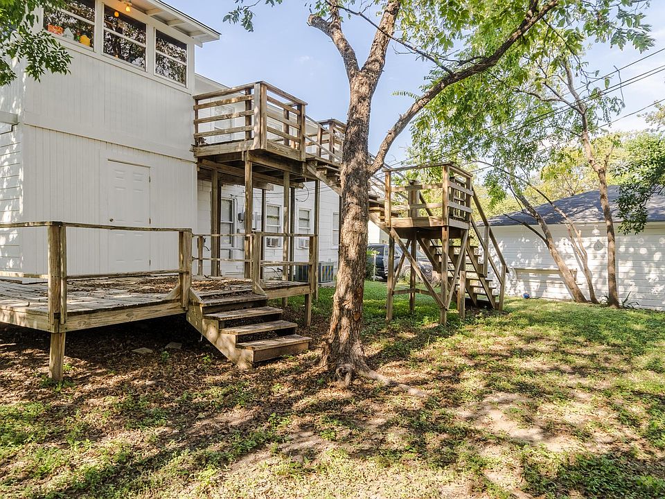 2nd image of 112 Senisa Dr #2