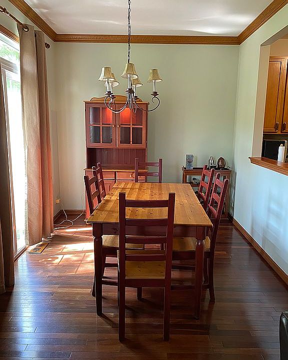 1st image of 281 Robin Glen Ln