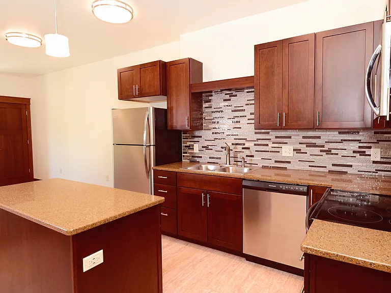 Grandview Heights — Photo 26