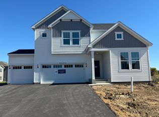 9531 Timber Ter, Victoria, MN 55386
