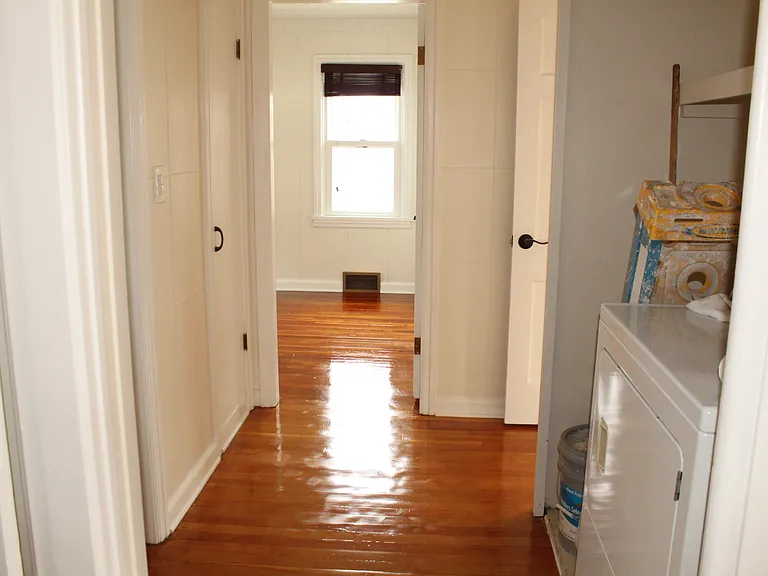 289 N 100 E — Photo 15