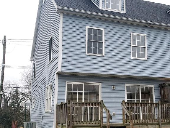 4th image of 207 N Cannon Ave