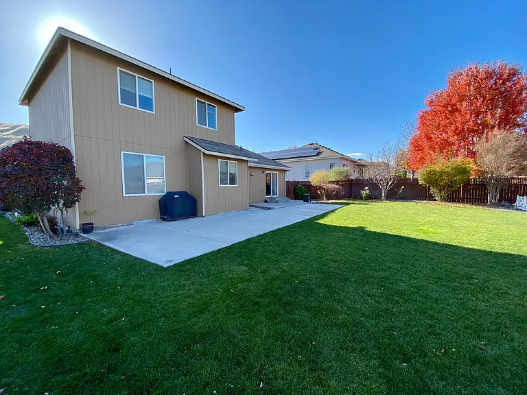 1185 Tomich Ave — Photo 12