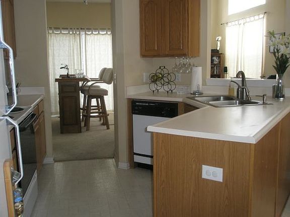 3rd image of 1021 Longwell Pl