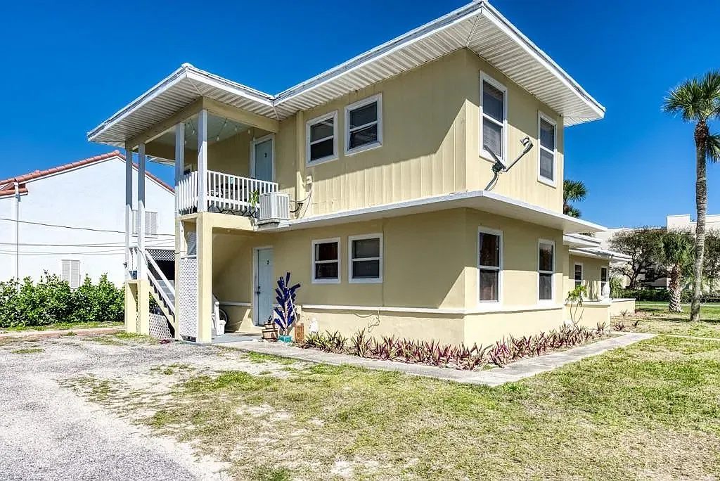 2 bed, 649 sqft, $2,200 — Photo 4