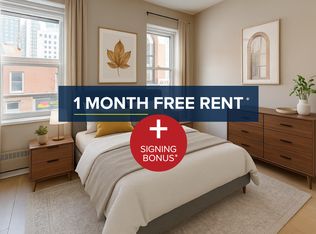 233 Nepean St #5, Ottawa, ON K2P 0B7