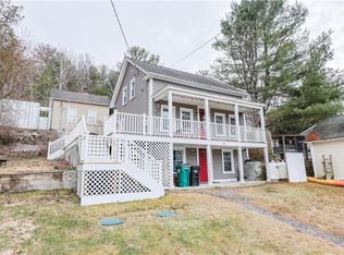 40 Hope Furnace Rd, Scituate, RI 02831