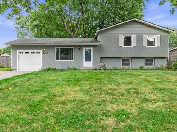 3684 Prairie Rd, White Bear Lake, MN 55110