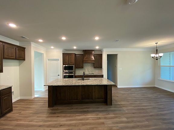 5th image of 2113 Sugar Button Ln