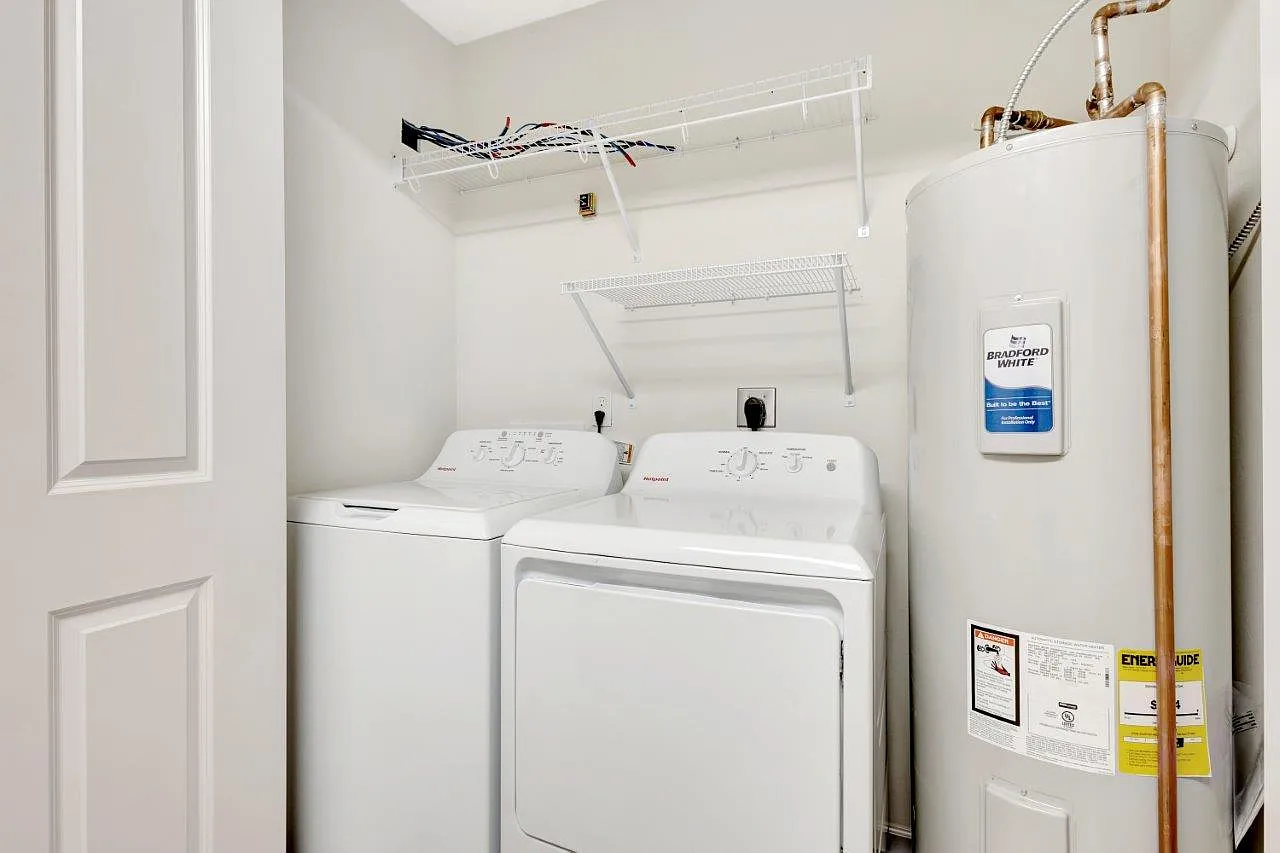 Copperleaf Townhomes — Photo 4