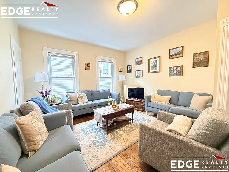 45 Falkland St #1 — Photo 5