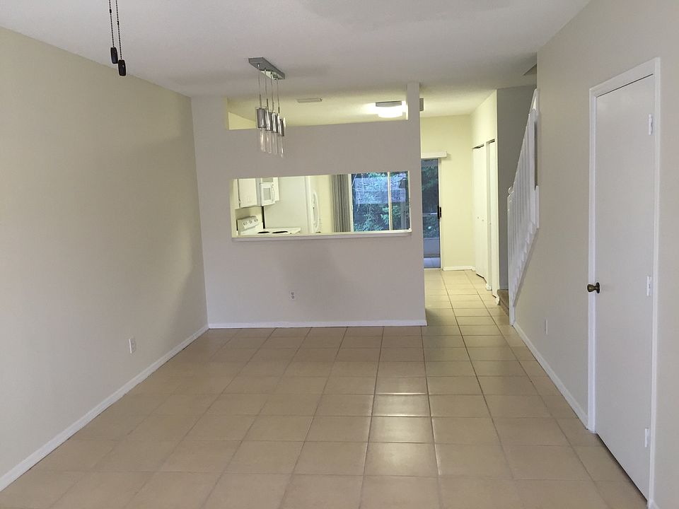 1st image of 5933 Bayside Key Dr