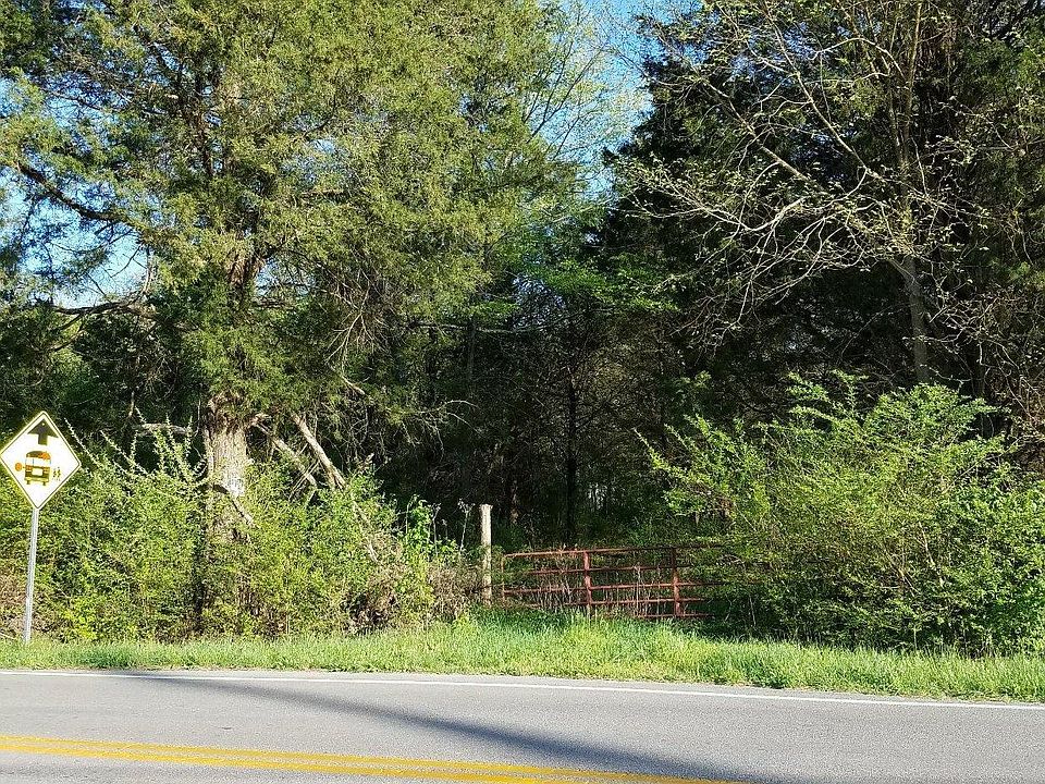 2nd image of 2286 Highway 790