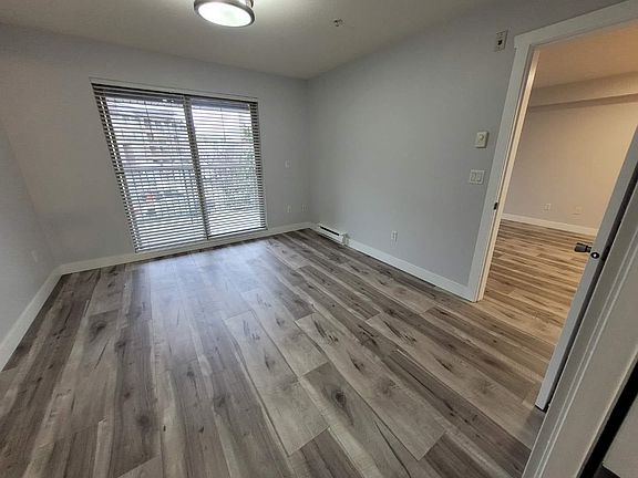 2nd image of 45555 Yale Rd #214