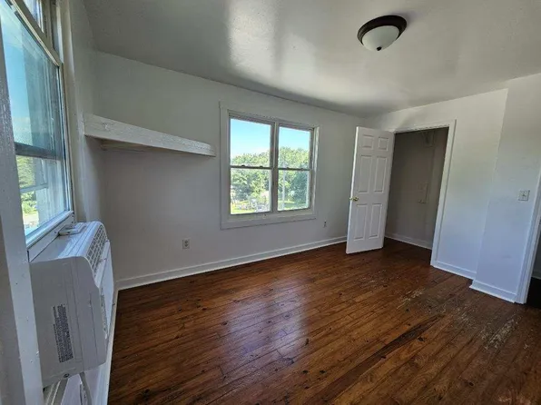 725 Chilhowee St #2, Harriman, TN 37748