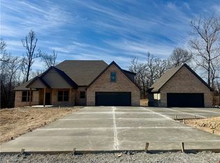 (Undisclosed Address), Gentry, AR 72734