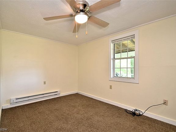 3rd image of 16240 Paulette Dr