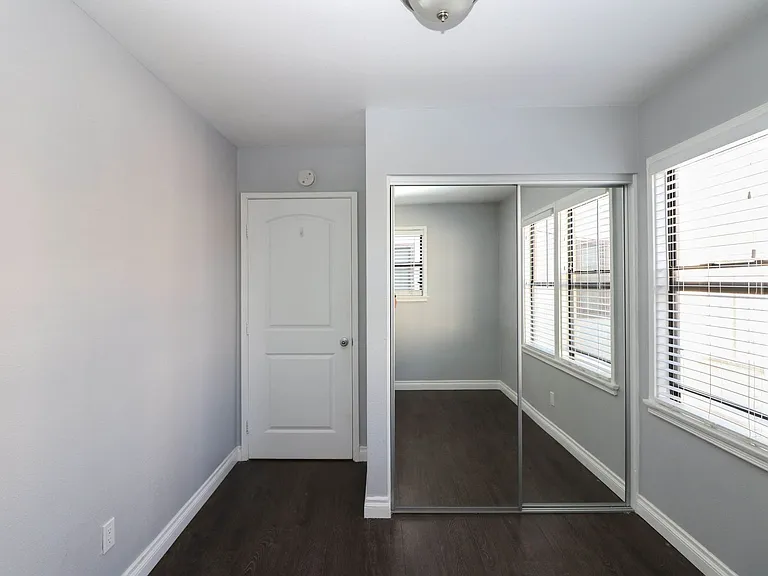 50 Granada Ave — Photo 15