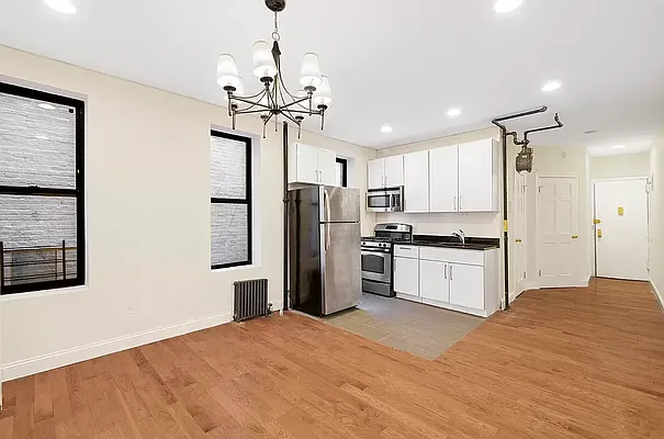 Rented by REAL New York | media 7