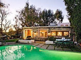 7441 Del Zuro Dr, Los Angeles, CA 90046