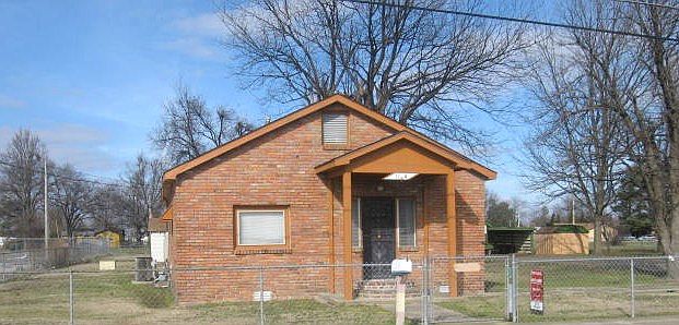 1st image of 1124 David Ln