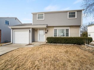 3559 S 91st St, Milwaukee, WI 53228