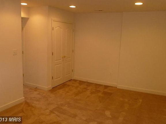 5th image of 3319 Broker Ln