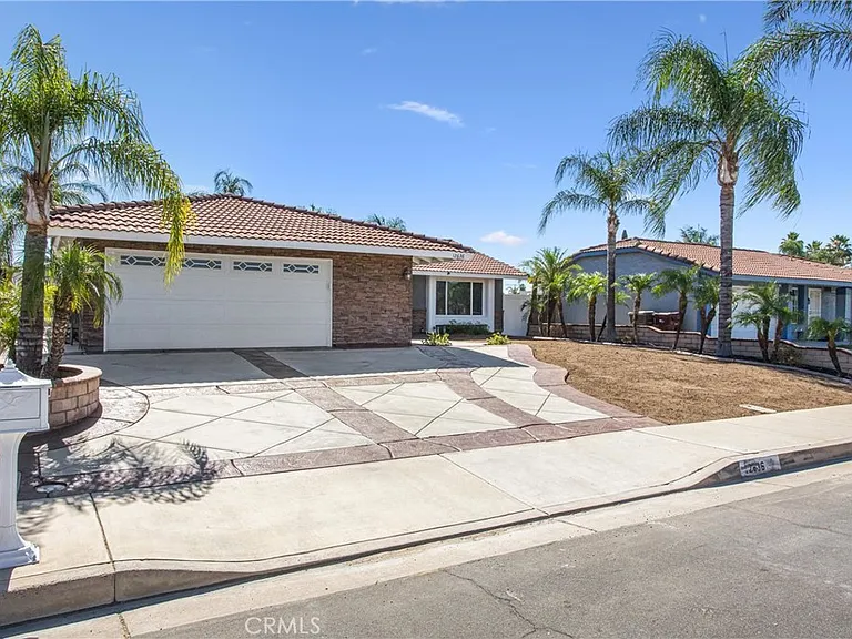 12636 Andretti St — Photo 4